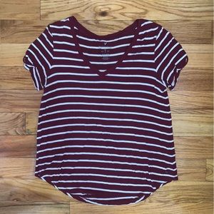American eagle maroon striped v neck